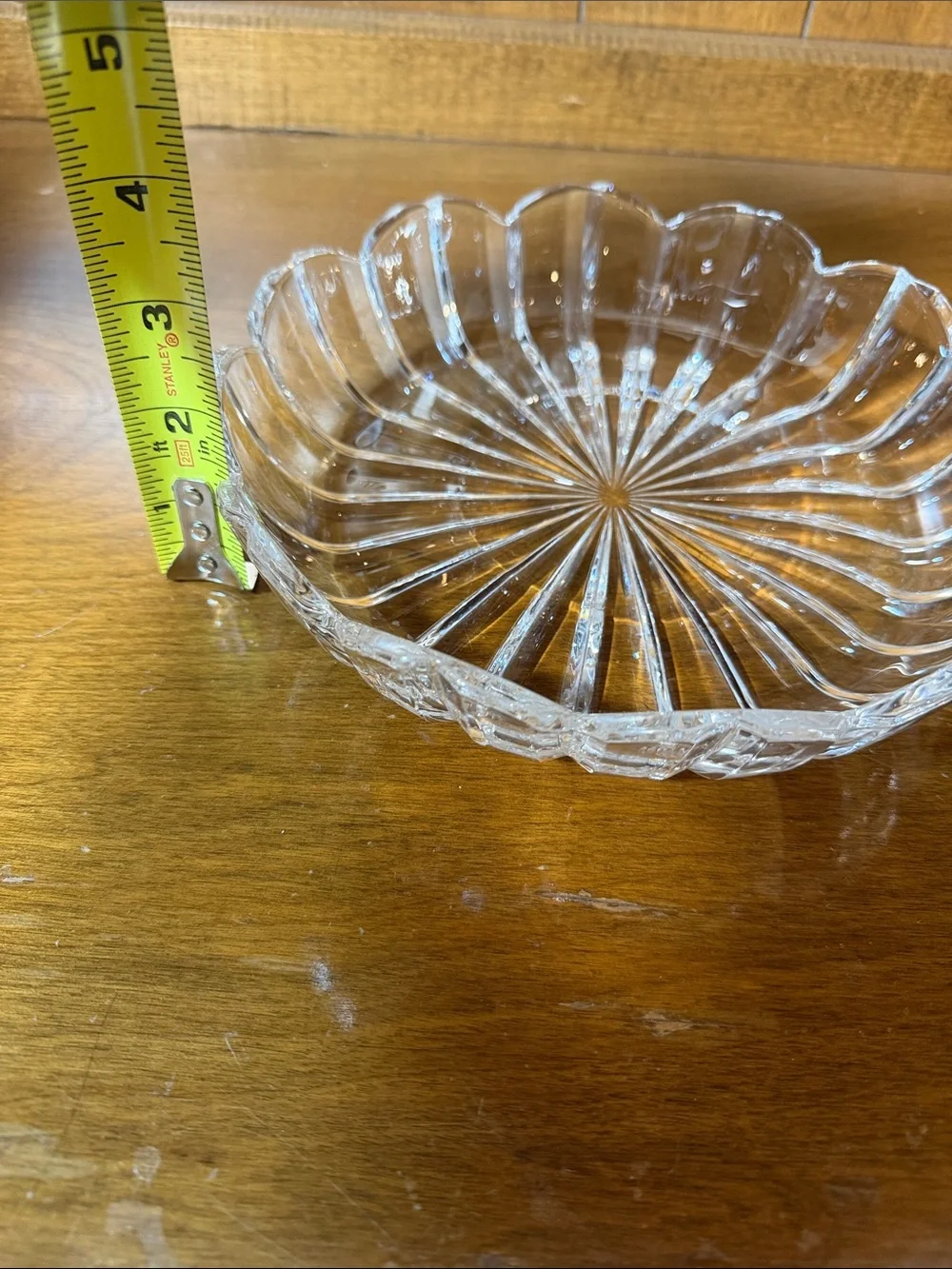 Stanley Clear Scalloped Glass Serving Bowl